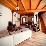 Maison Nidamour Val-de-travers Ferienhaus *