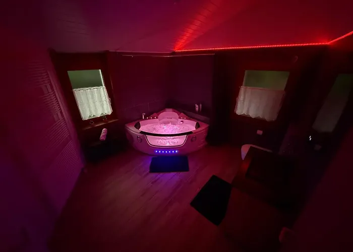 Maison Au Coeur Du Val-de-travers * Saint-Sulpice (Val-de-Travers)