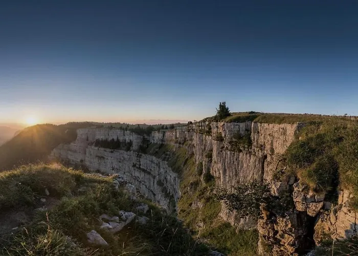בית נופש Maison Au Coeur Du Val-de-travers